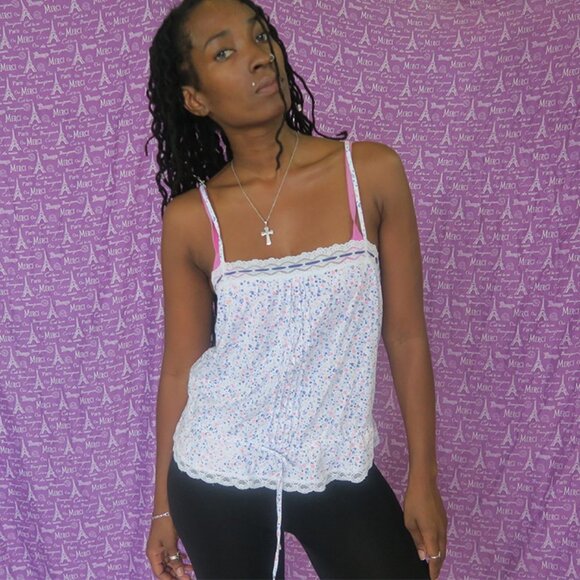 Victoria's Secret floral spaghetti strap tank top keyhole back in white, blue M - Picture 1 of 5